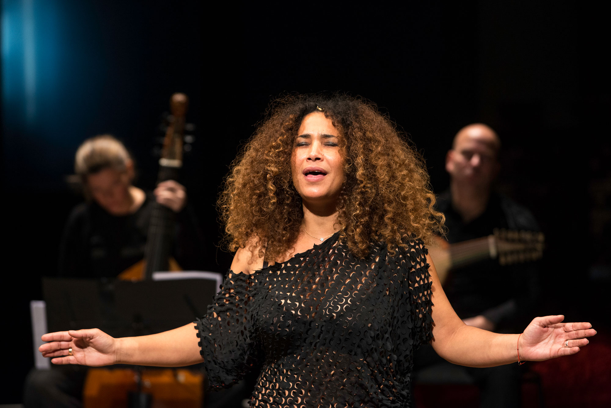  Ghalia Benali dans L’Allégorie du désir par Zefiro Torna / Vocalconsort Berlin / Ghalia Benali